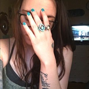 Meet your Posher, Felecia